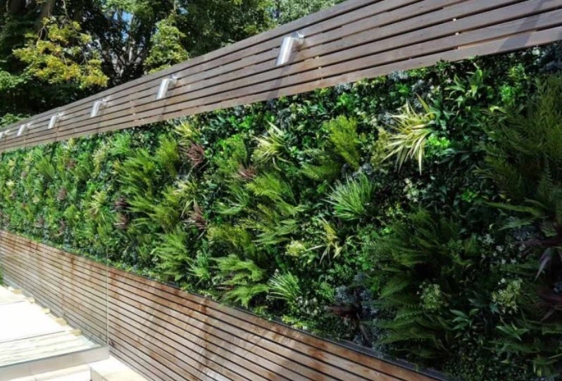 Dikey bahçe panel uygulaması